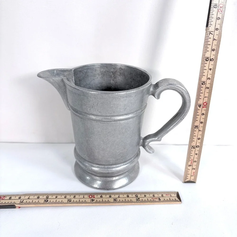 Wilton Armetale Creamer Pitcher Silver Pewter Finish 16oz End‎ Spout